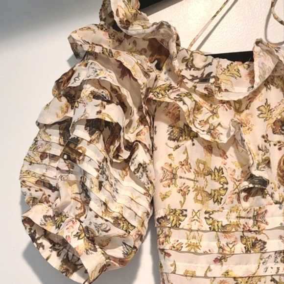 Off Shoulder Ruffle Dress - Picture 4 of 6